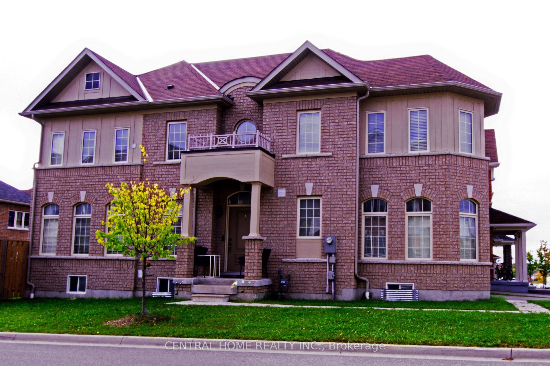 1855 Sq. Ft. House Built ON 2020 !