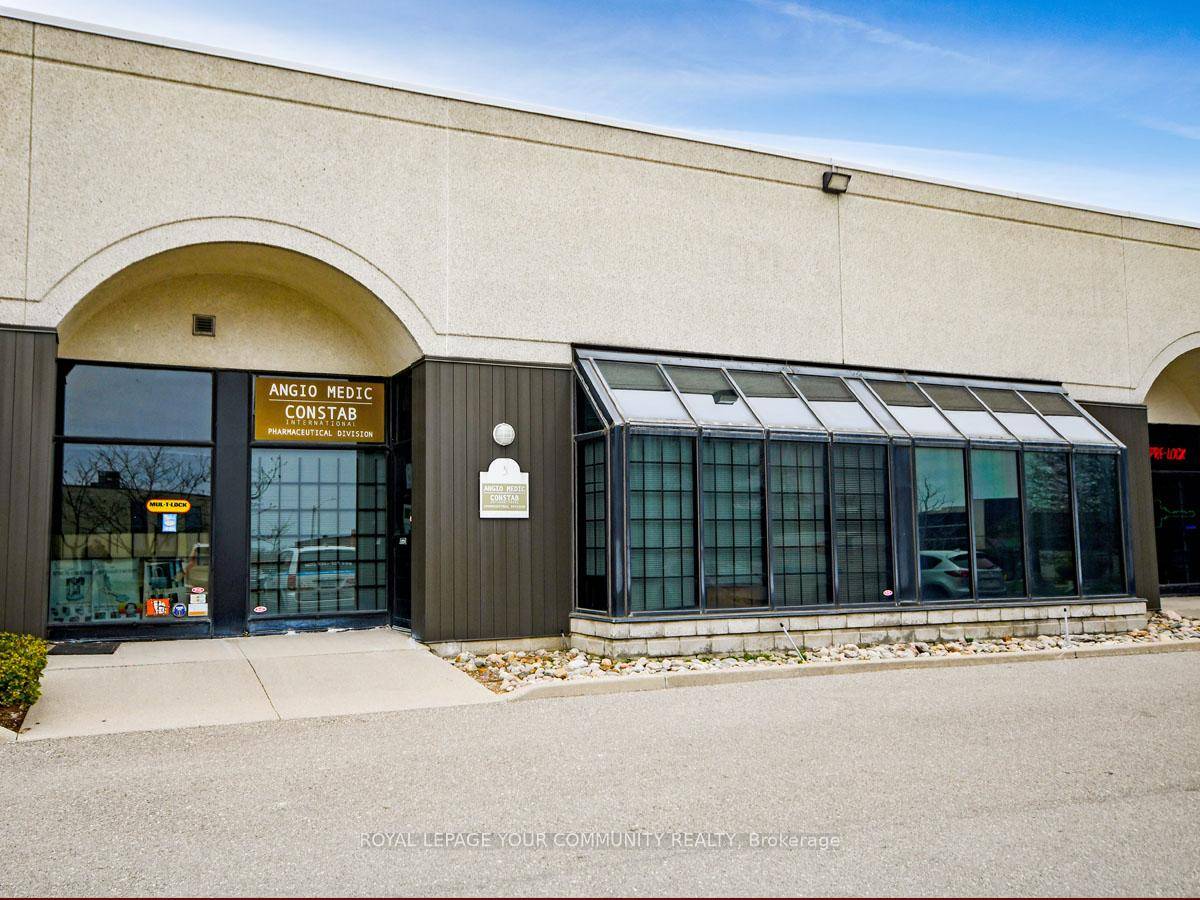 This Fully Improved, Single Floor Commercial Unit Offers Over 1, 000 Sq Ft Of Versatile Space In A High Visibility, Easily Accessible North York Location.