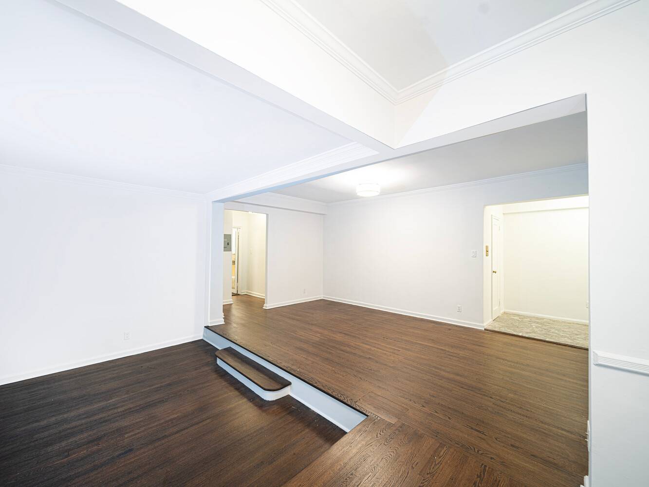 Expansive, Quiet 2 Bedroom, 2 Bath Co op with Private Terrace, Doorman, Parking amp ; Storage in Prime Midwood This rare, oversized 2 bedroom, 2 bathroom co op offers the ...