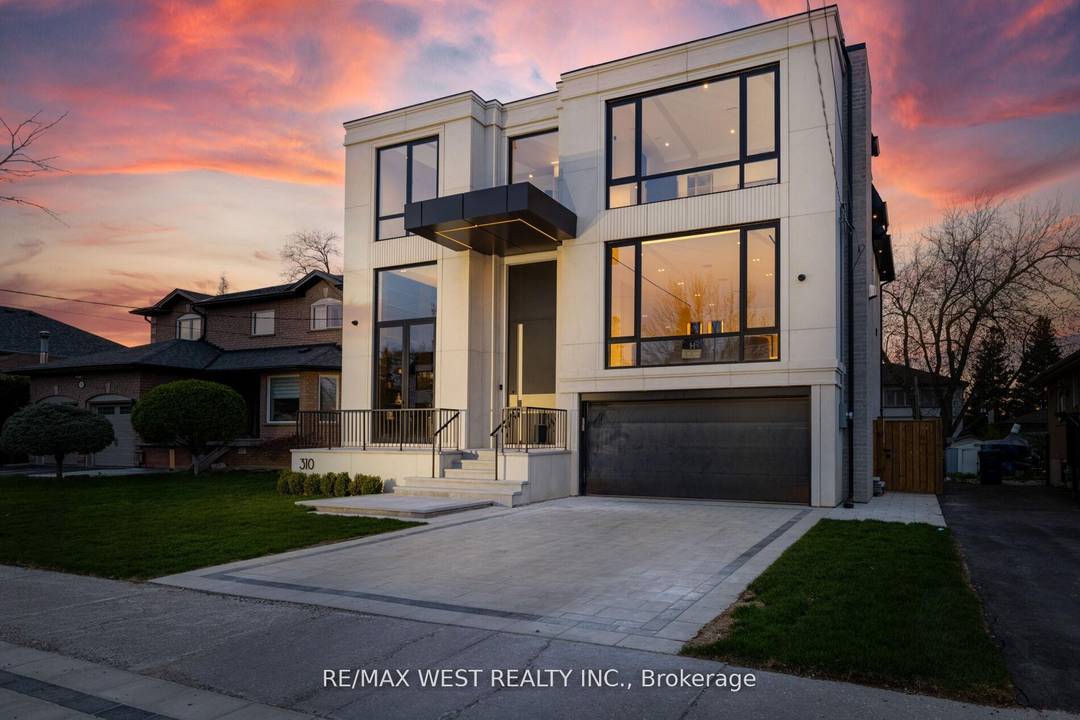 Setting a new standard for luxury living in Willowdale, this extraordinary home, built on a 50 ft x 132 ft lot with 6000 sqft of luxury living space, showcases meticulous ...