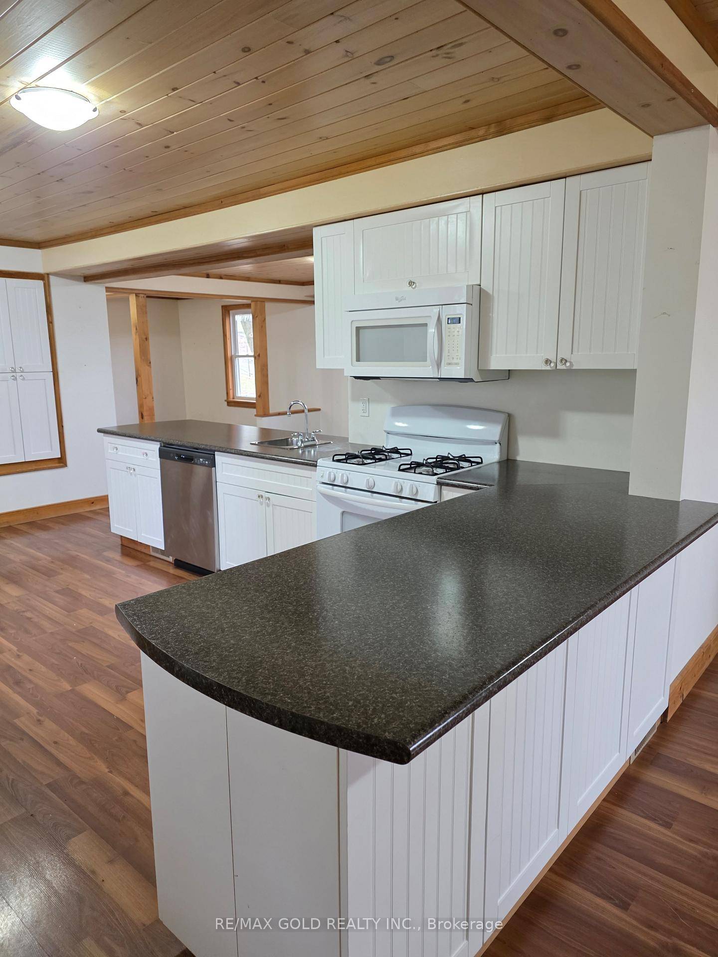 Entire House for Rent ! Experience the best of country living in this charming 3 bedroom upper level with 2.