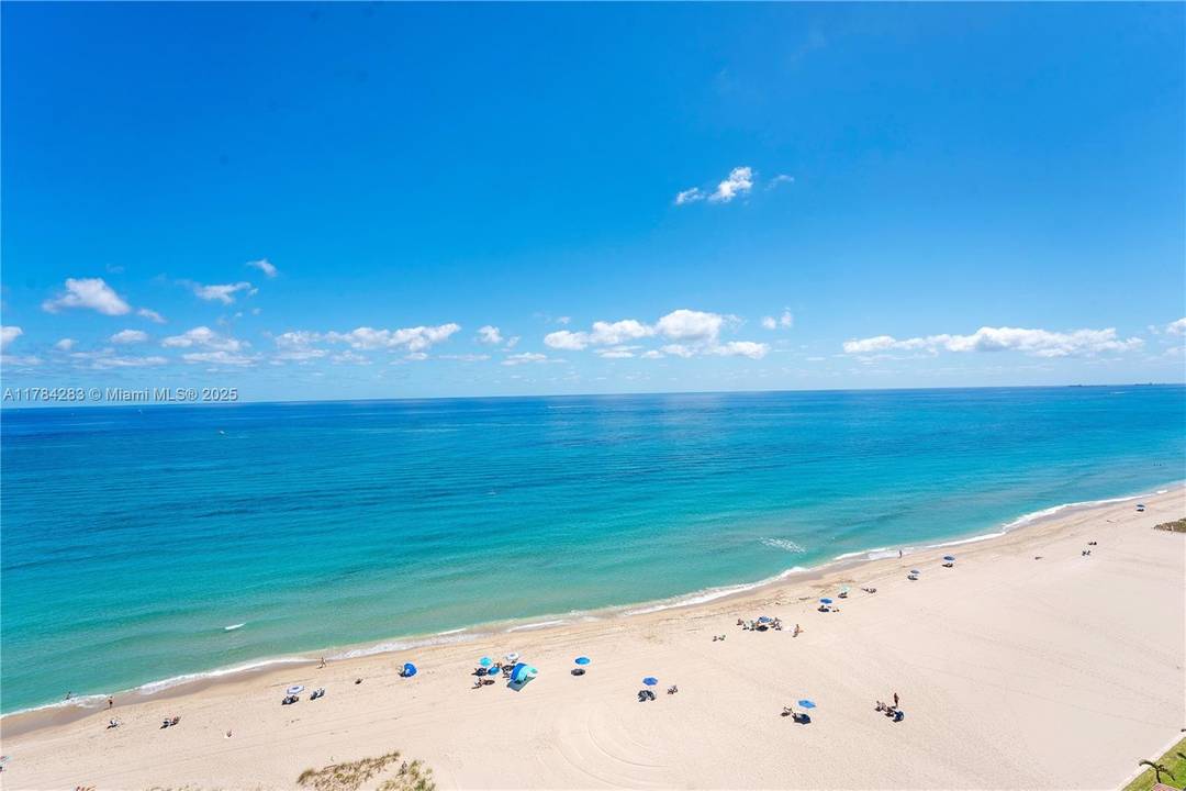 Penthouse with direct ocean view a true gem in Lauderdale by the Sea.