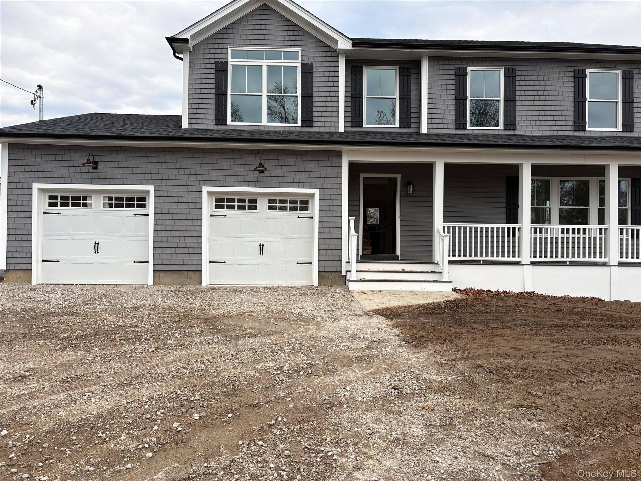 Stunning New Construction Colonial in Babylon Village Schools !