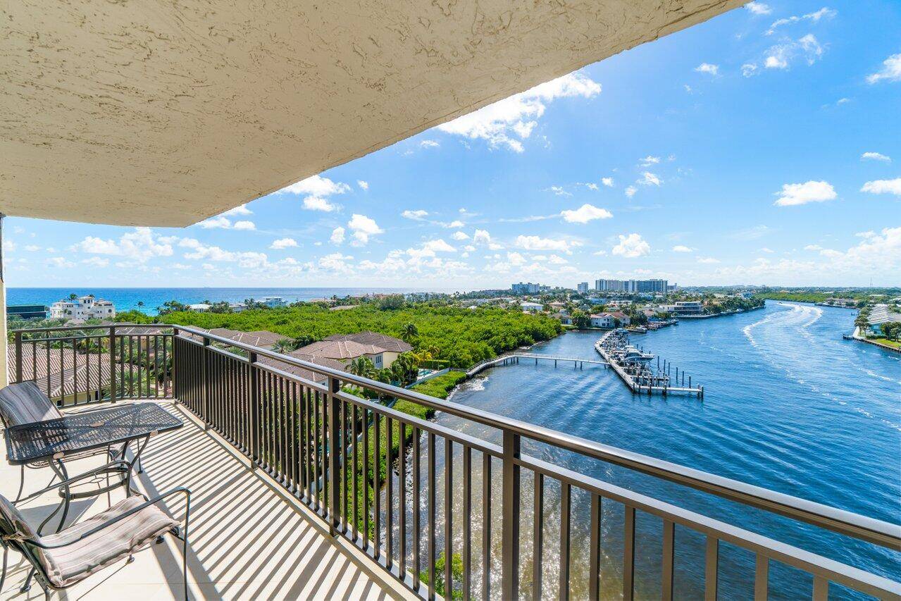 Unbelievable views ! SE Corner convertible 2 2 furnished OR unfurnished annual rental.