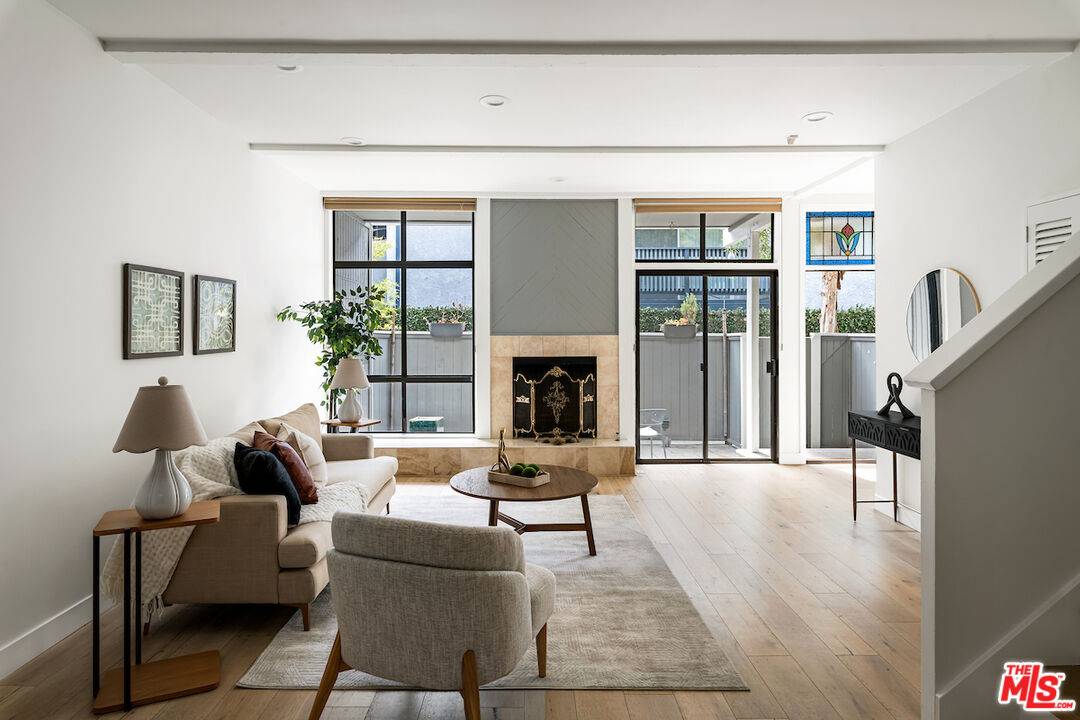 1425   Stanford St 2BR Santa Monica La