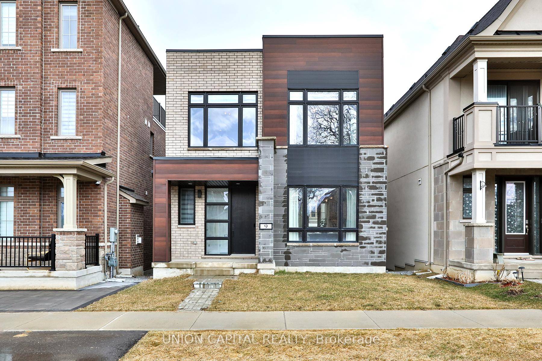 Welcome to 9 Kohn Lane, Markham A Stunning Freehold Detached Home !