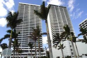 GREAT WATERVIEWS FROM THE APARTMENT.