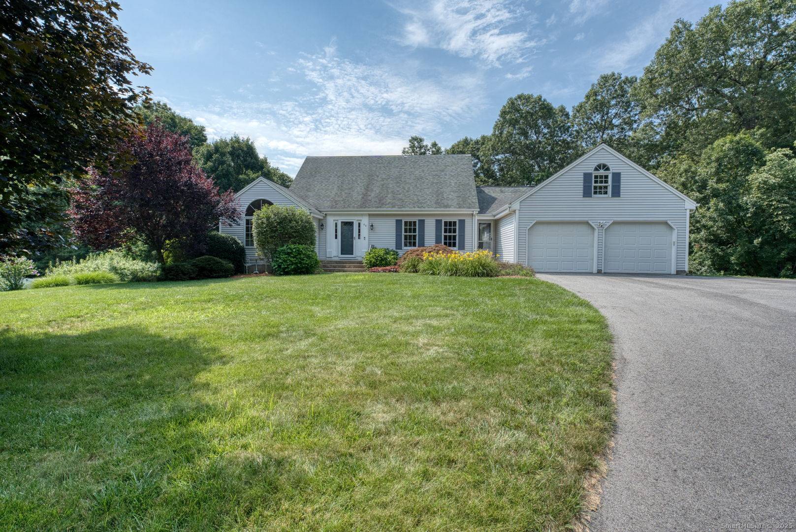 You've Never Seen a Contemporary Cape Cod Like This !