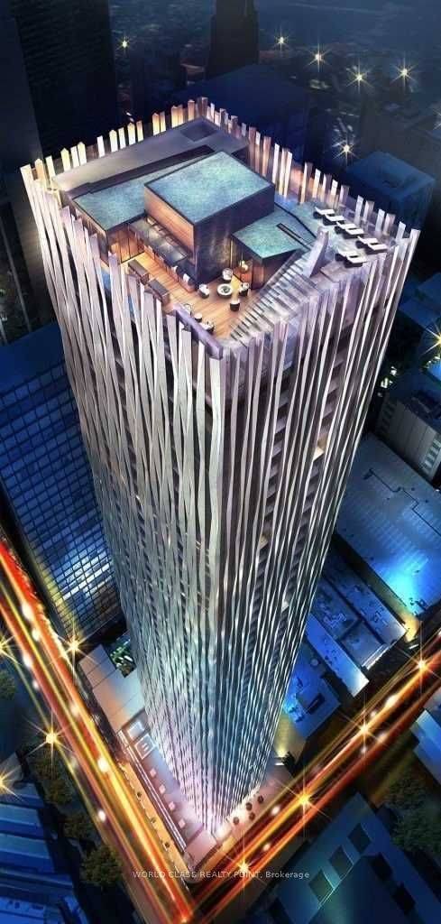 Gorgeous Luxury 1 Bed Den With Suite With Lots Of Upgrades In Canada's Finest Most Desirable Address ; Singular, Slender Sensational With Contemporary Expression Of Elegance Intrigue.