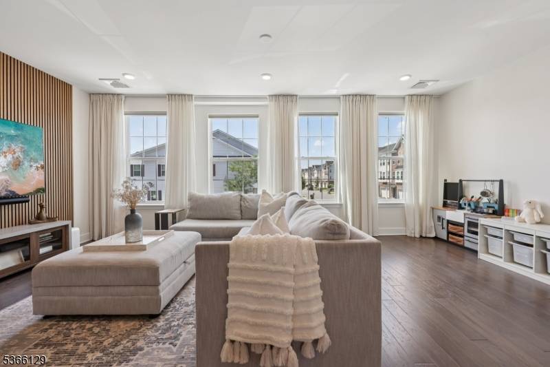 Located in The Collection at Morristown, sophistication and easy living await at this 3 bedroom 3.
