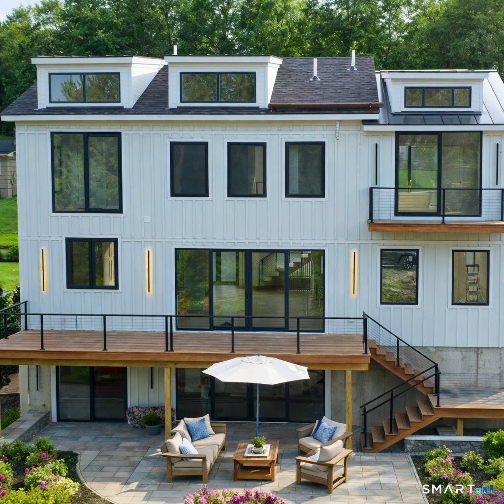 Stunning newly built lakefront residence offering over 3284sqf of thoughtfully designed living space.