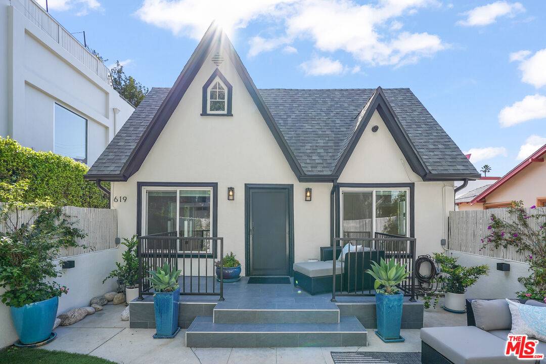 617   Westmount Dr 6BR Sunset Strip La