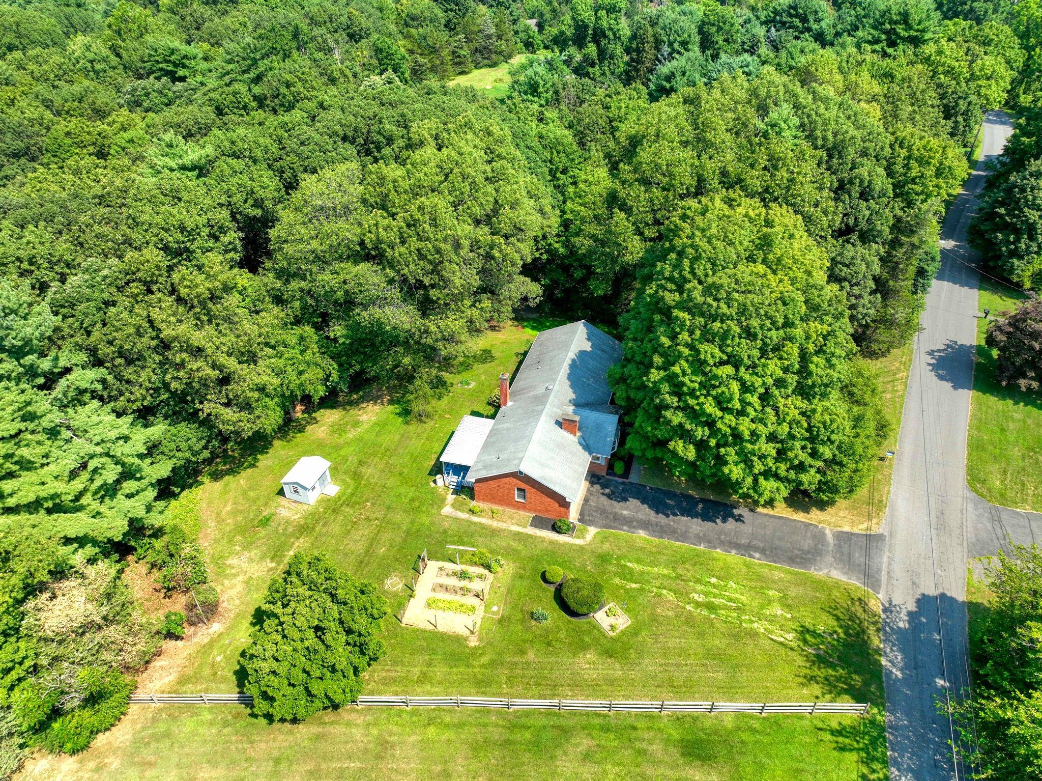 Is Privacy A Priority ? If So, This Well Maintained, Well Cared For Home May Be Just What You Are Looking For !