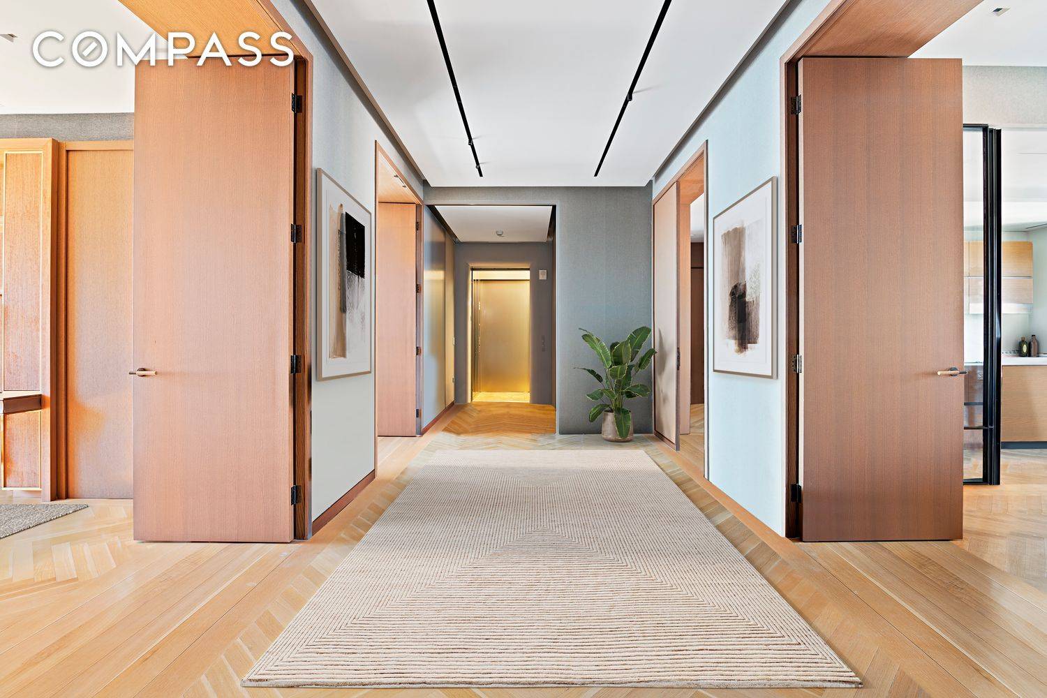 Breathtaking 3 Bed 3. 5 Bath home perched high above West Chelsea s streetscape and the High Line Park features breathtaking views south, east and north with sweeping panoramas of ...