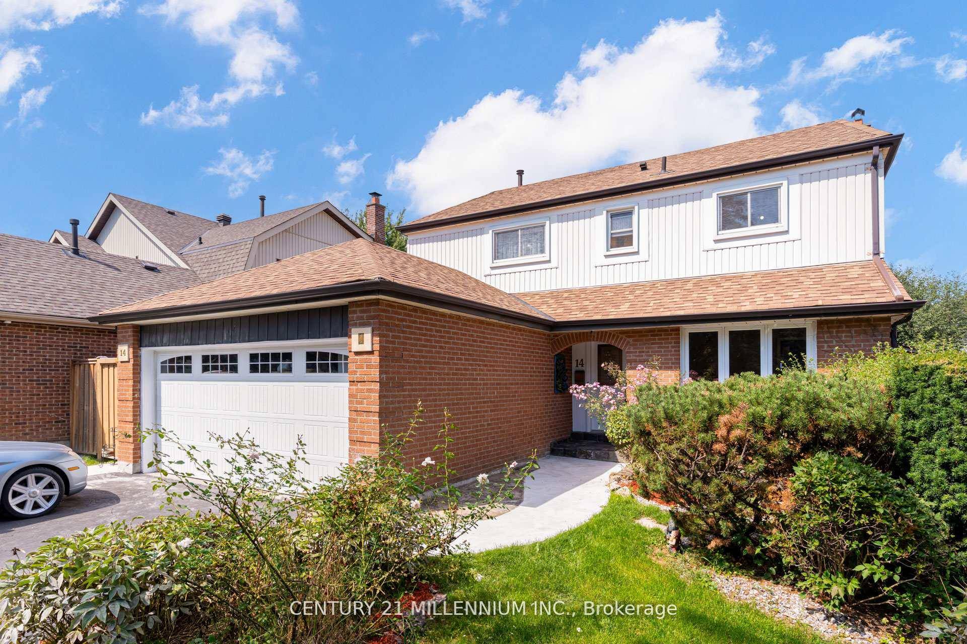 Exceptional value is offered with this spacious, detached residence located in one of the most desirable neighbourhoods near Chinguacousy Park.