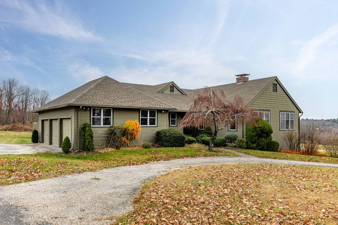 Enjoy Country Living in the heart of Litchfield County.