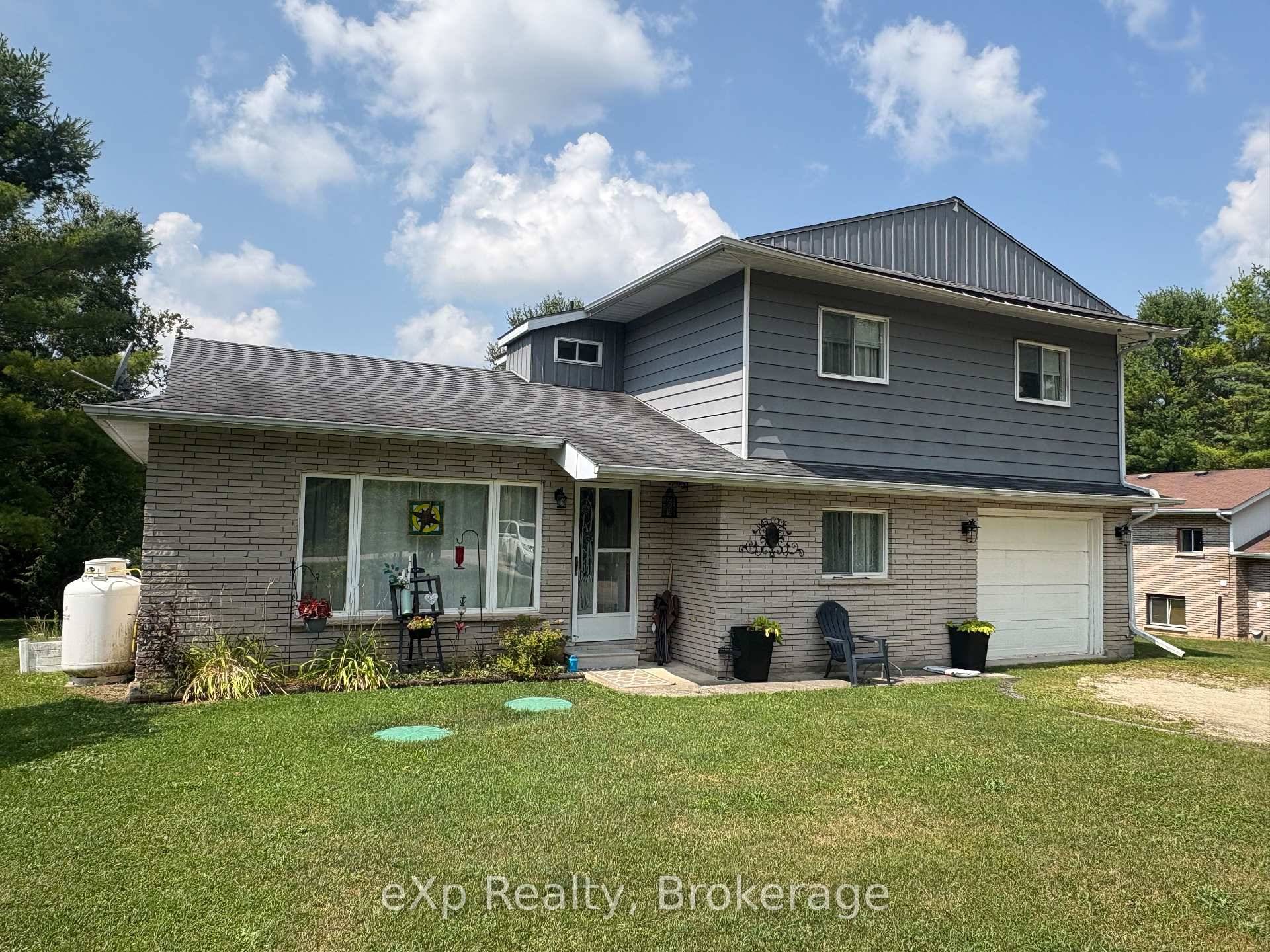 Are you looking for a great family home ?