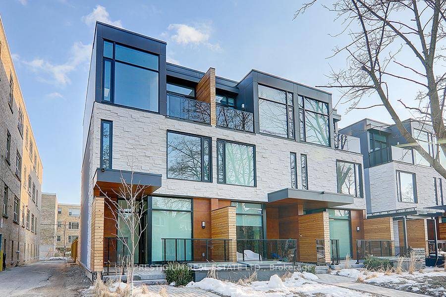 Modern Finest Designed Freehold Townhouse With Gourmet Kitchen, 5 Pcs Master Suite amp ; Heated Underground Parking.