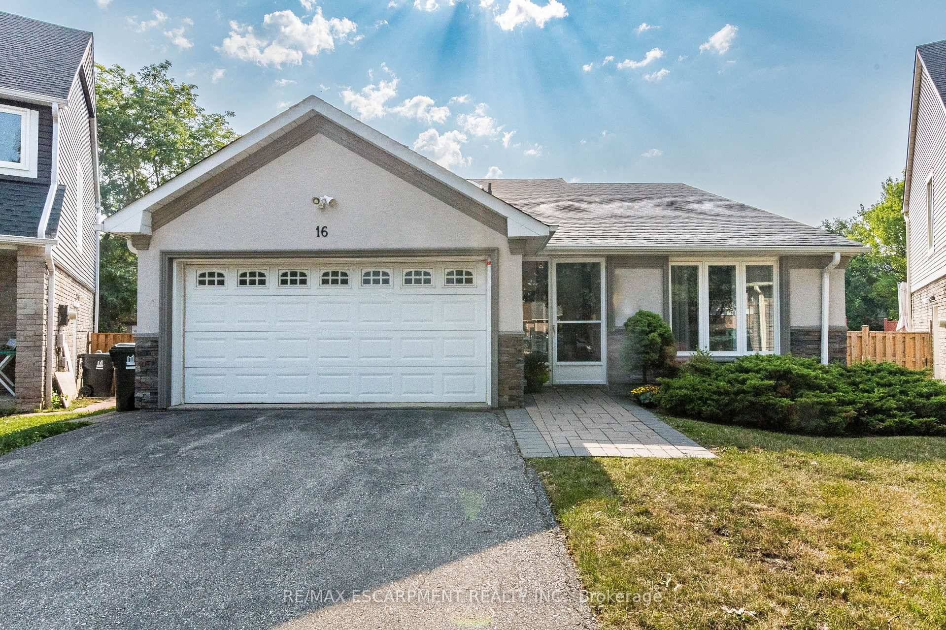 Your dream home is in this beautifully upgraded detached split level residence, located in central Etobicoke, nestled on a desirable pie shaped lot in a peaceful court setting.