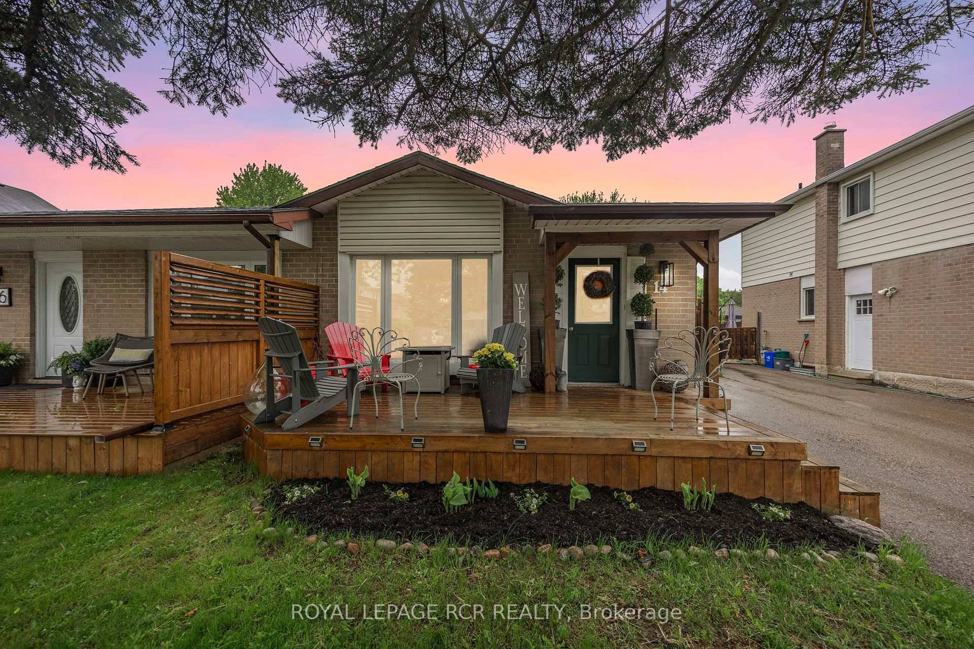 Welcome to this stylish semi detached bungalow tucked away on a quiet, family friendly street, perfect for first time home buyers, multi generational living or investment !
