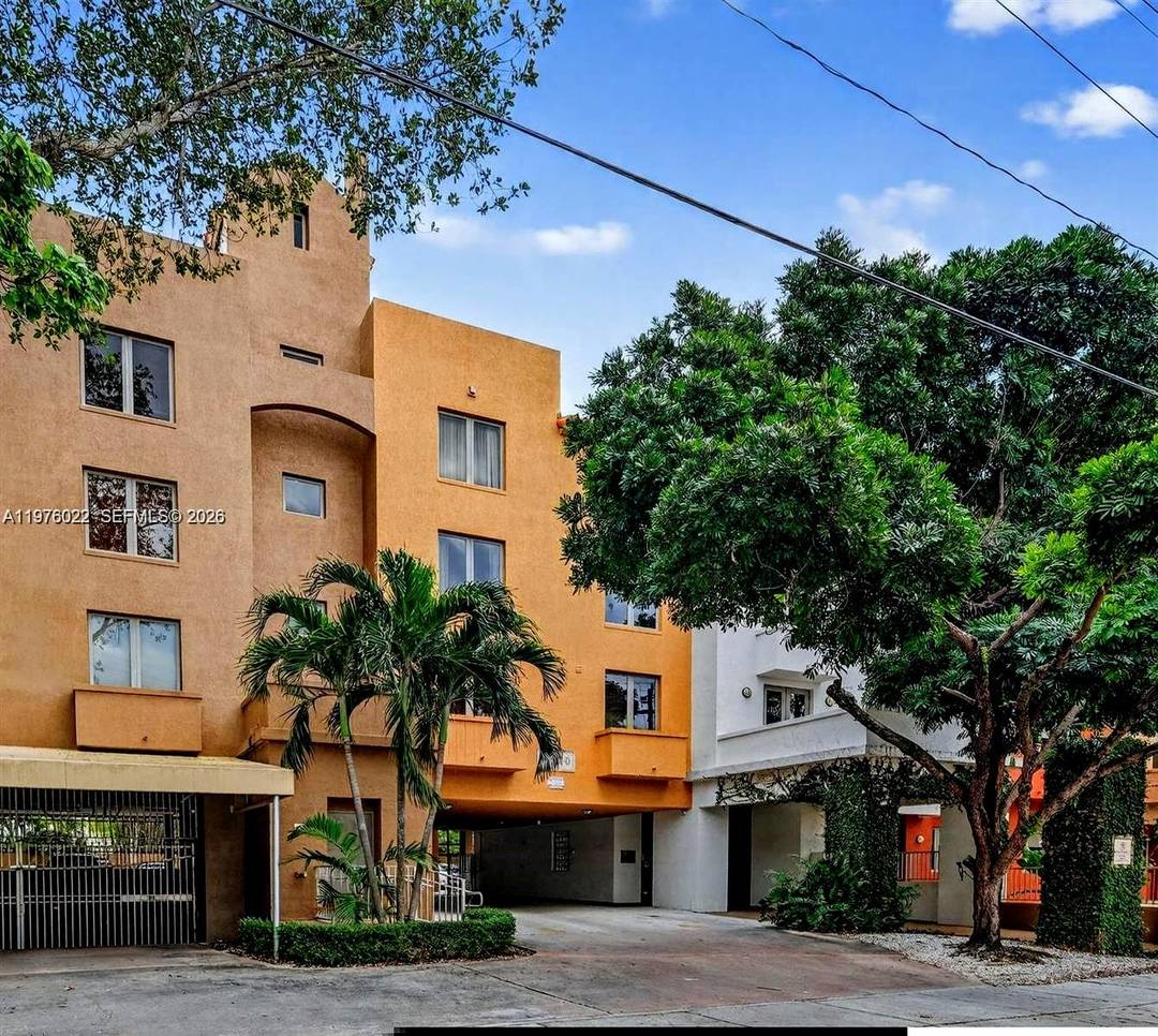 Beautiful Coconut Grove..