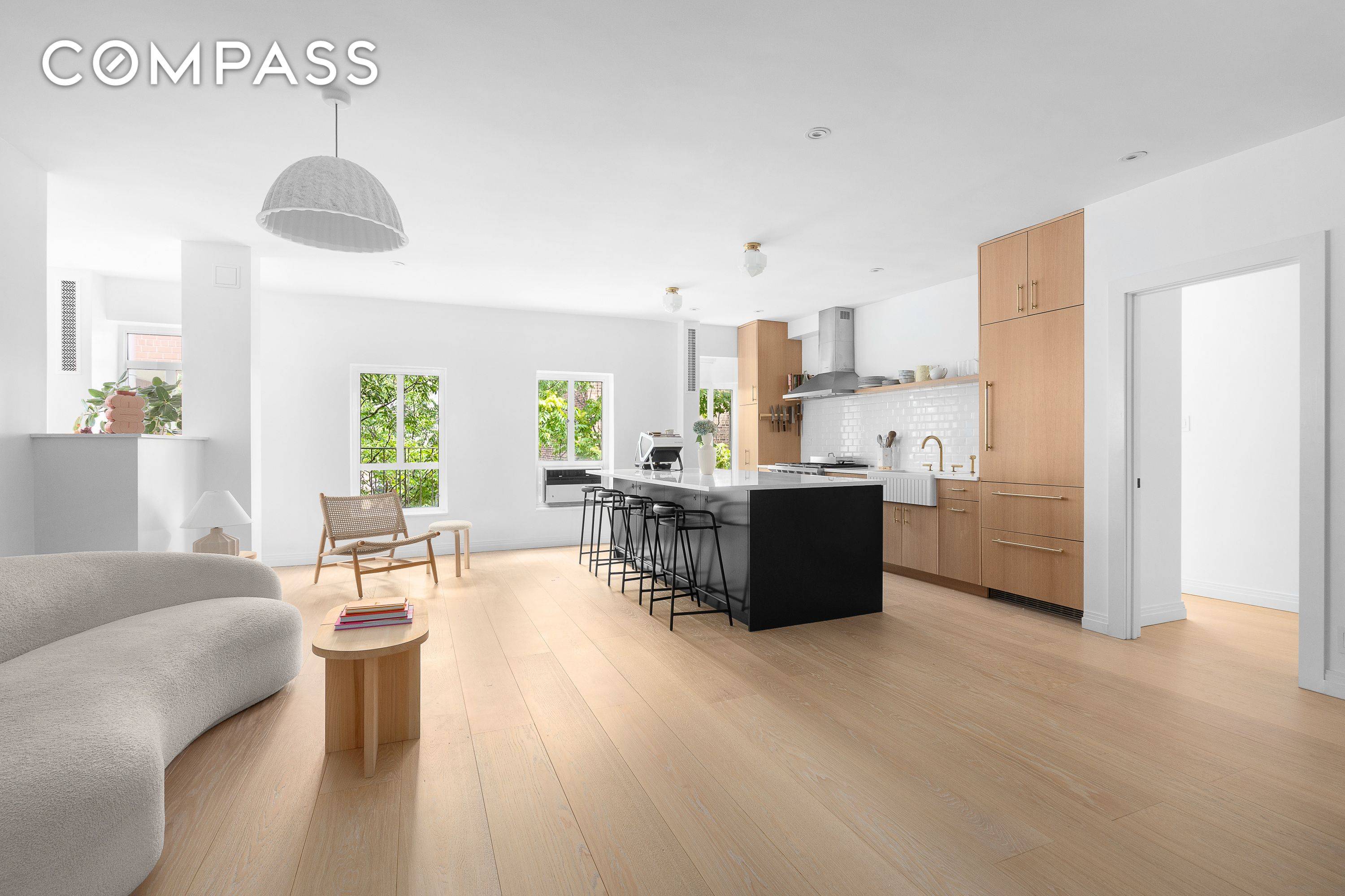 Beautifully designed Chelsea apartment with an amazing layout, versatile space to meet your needs, and the best value in the neighborhood !