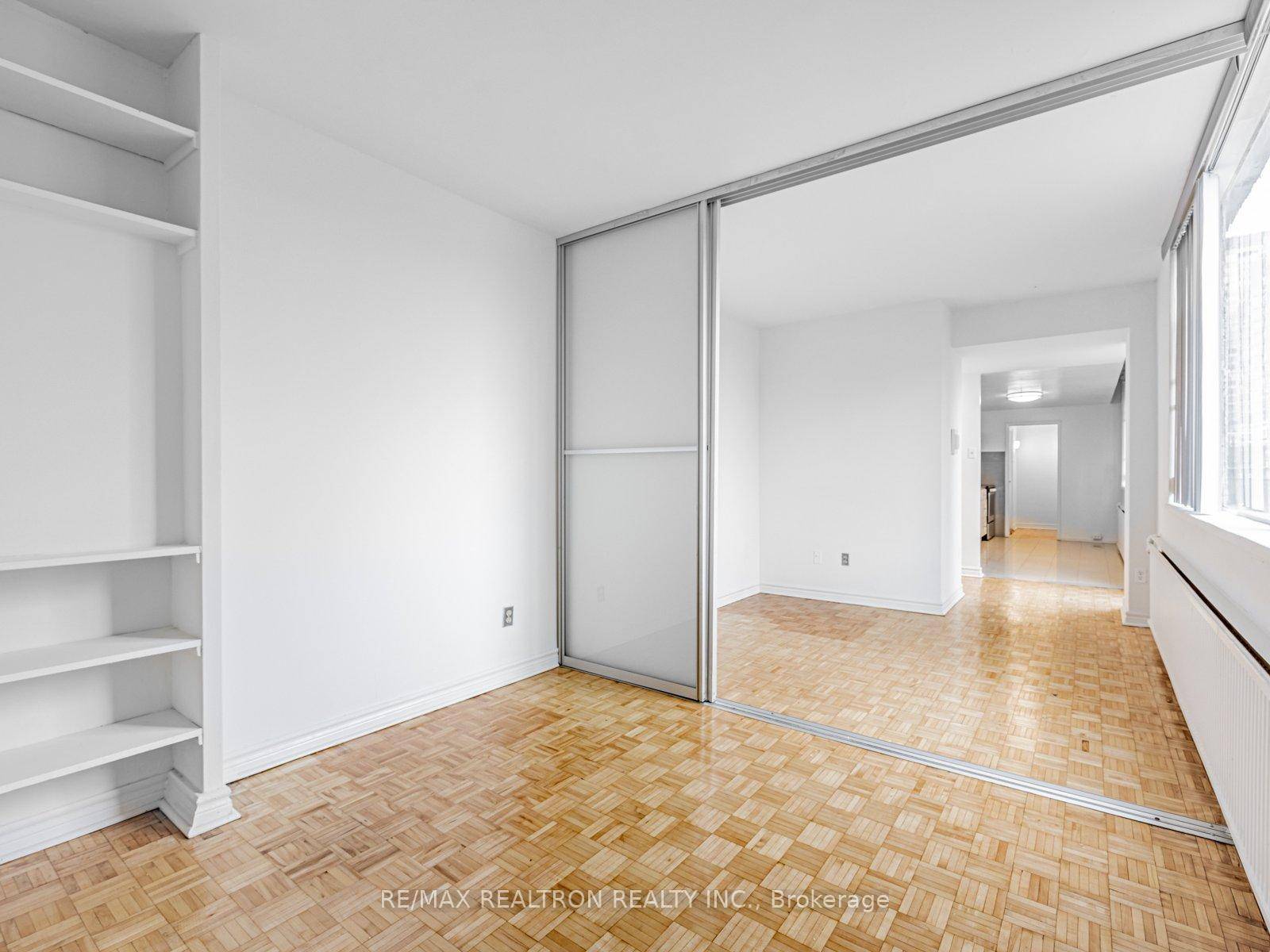 A true executive suite in the heart of Yorkville.
