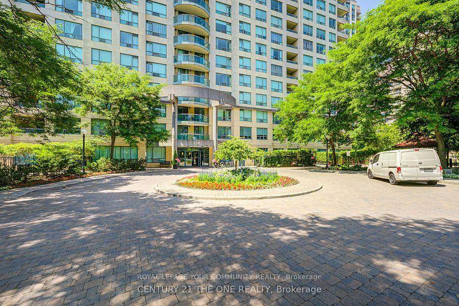 Location ! ! Bright amp ; Spacious 2 Bedrooms And 2 Bathrooms Unit Right At The Most Desirable Location In North York !