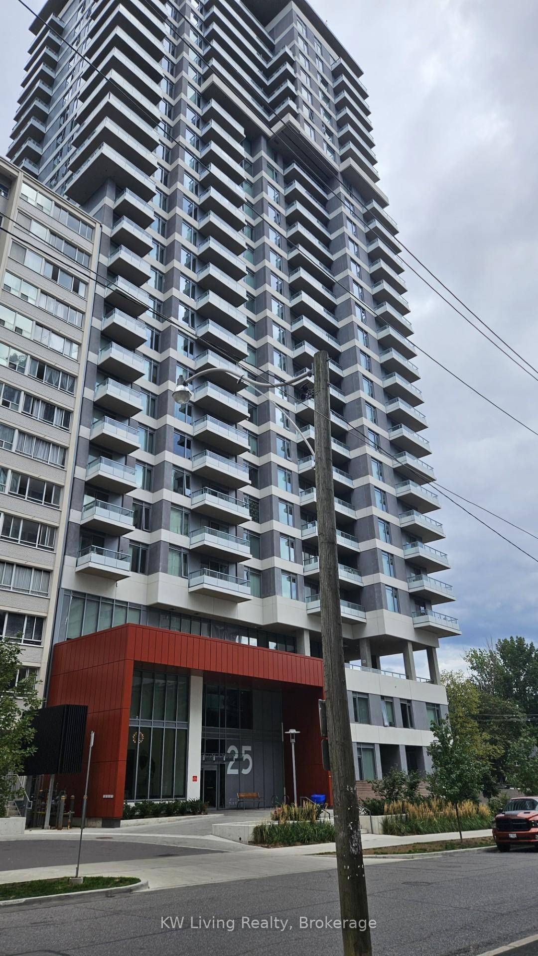 Welcome to 1 year old Plaza Midtown Condo, conveniently located near vibrant Yonge and Eglinton.