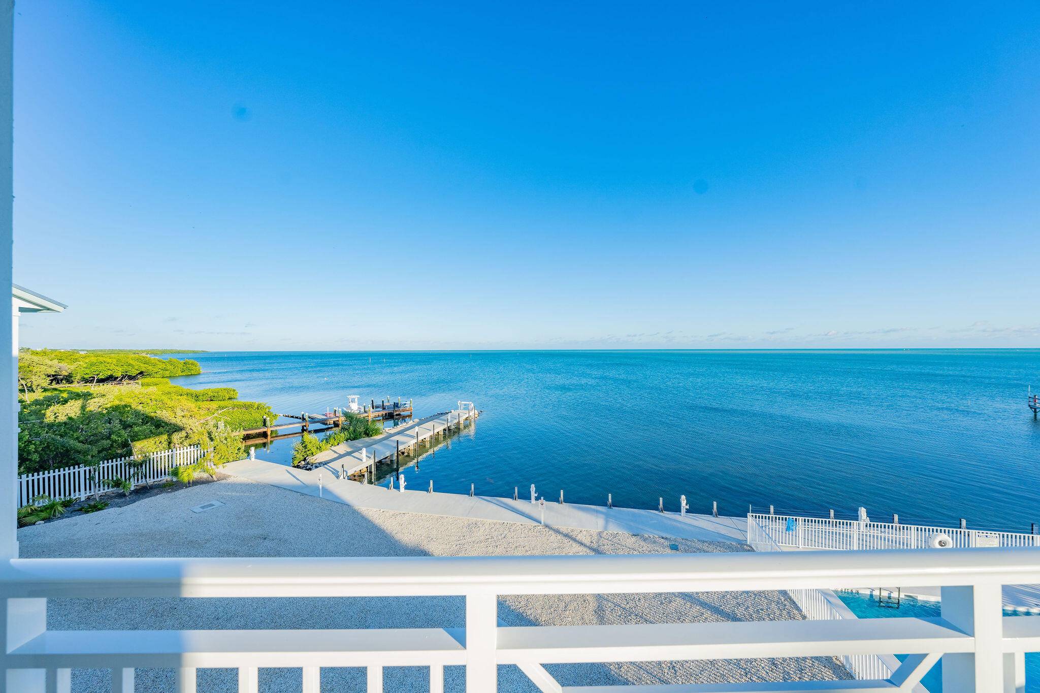 Peaceful Palms is a newly built luxury coastal development situated in the gated community of Islamorada, FL.
