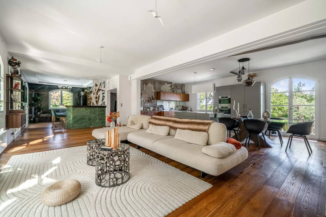 Garches - Villa d'exception 370m2 - Golf de Saint-Cloud