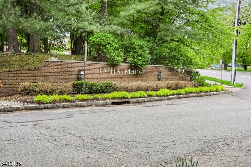 WELCOME to one of Caldwell's most desired townhome developments, Fells Manor !