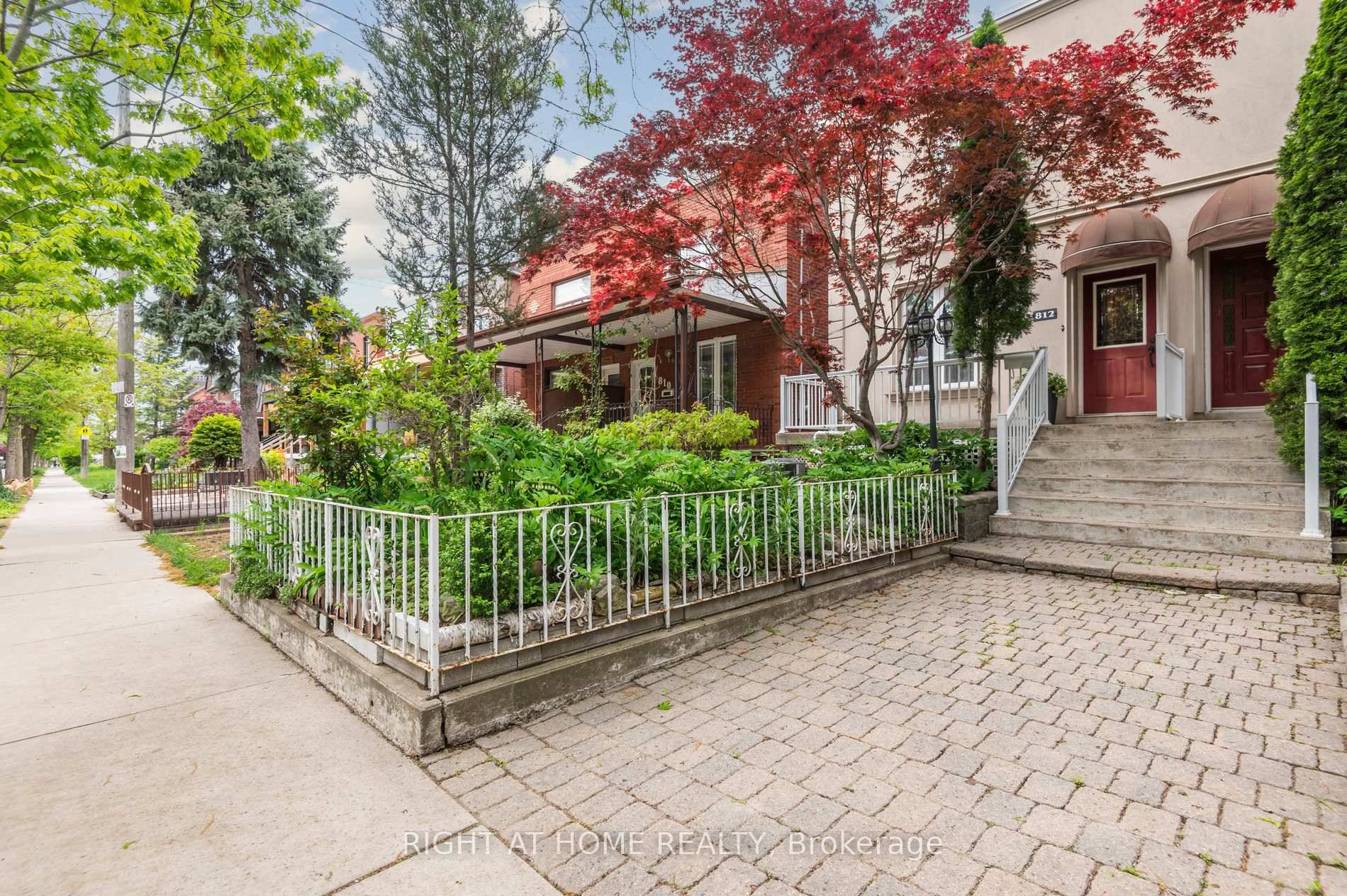 Don't miss your opportunity to own this wonderful property !