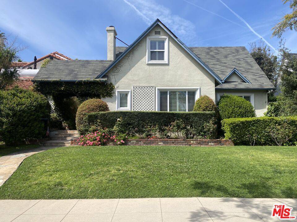 125 N Palm Dr 4BR Beverly Hills Post Office | B.H.P.O. La