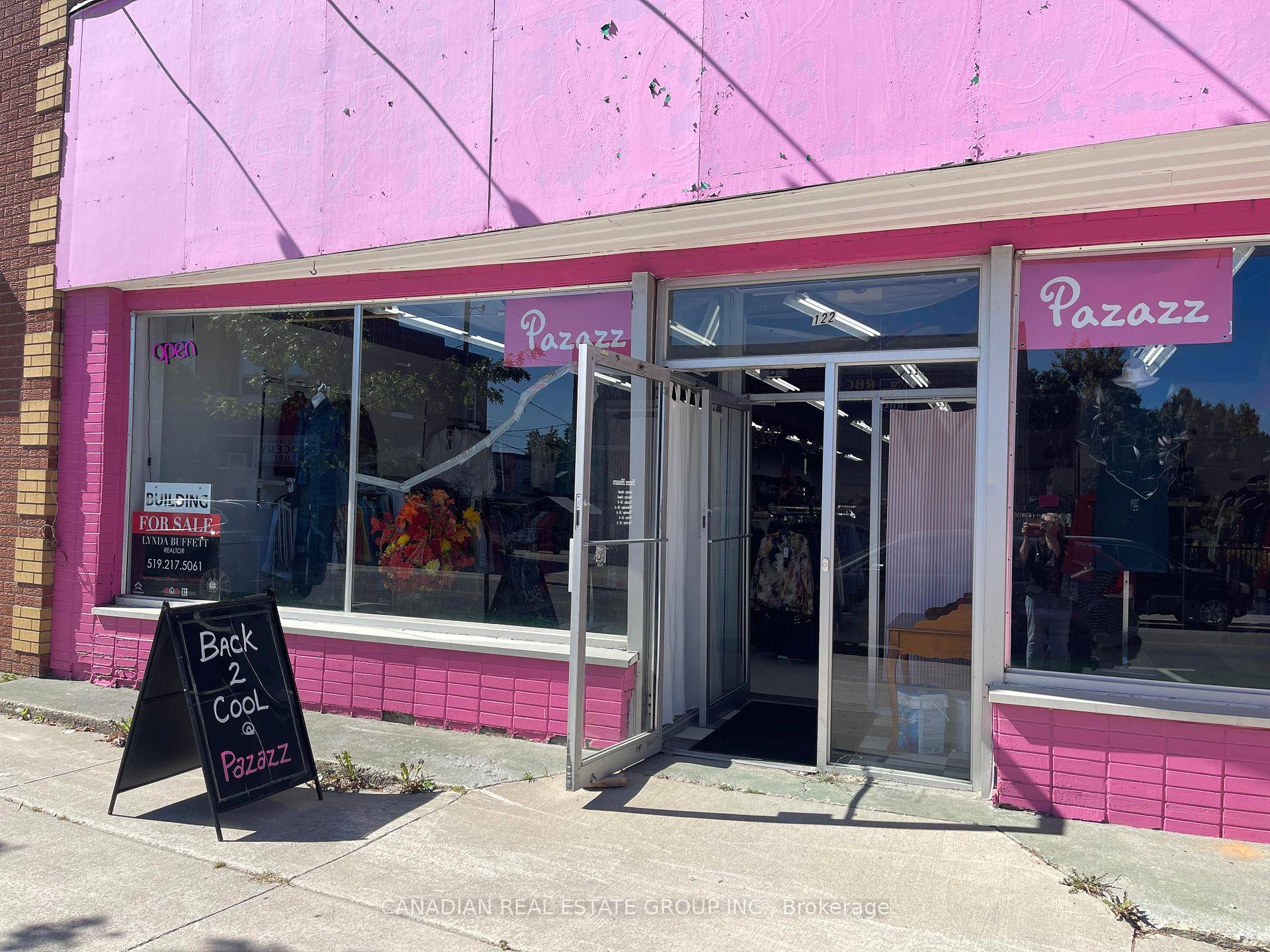 Great Opportunity To Own A Large Ground Floor Retail Office Space Located in Downtown Shelburne !