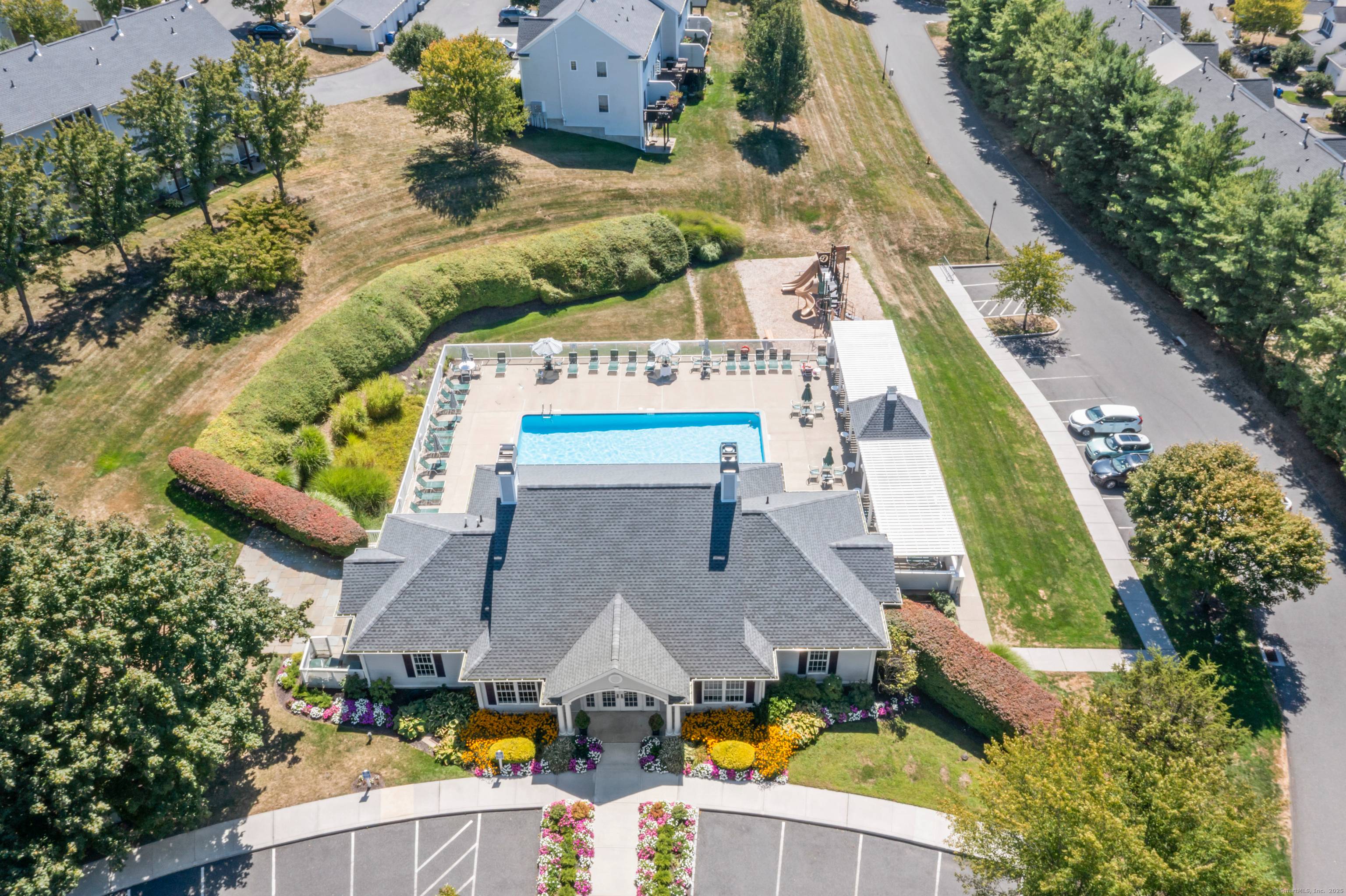 Move right into this beautifully maintained 2 3 bedroom, 3.