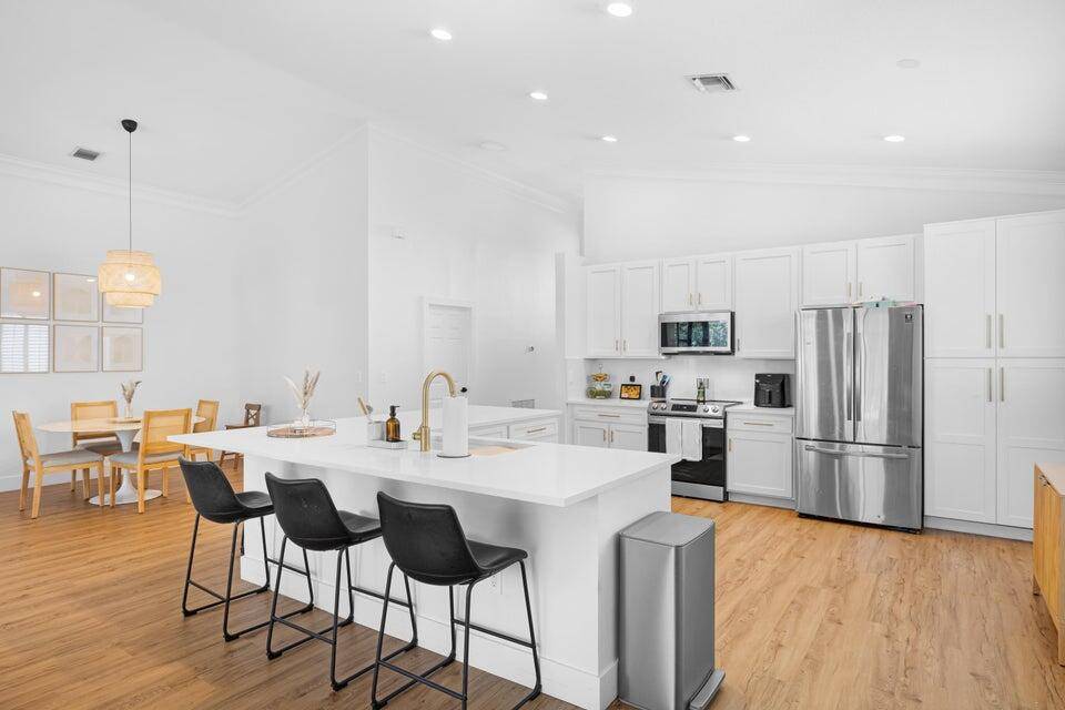 This property is only available for rent April 1st, 2026 June 30th, 2026.