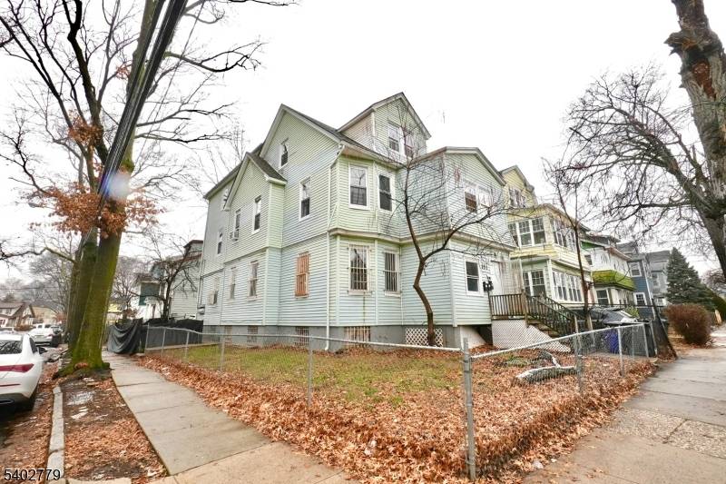Prime 3 family property in Newark, NJ offering a strong opportunity for investors or owner occupants.