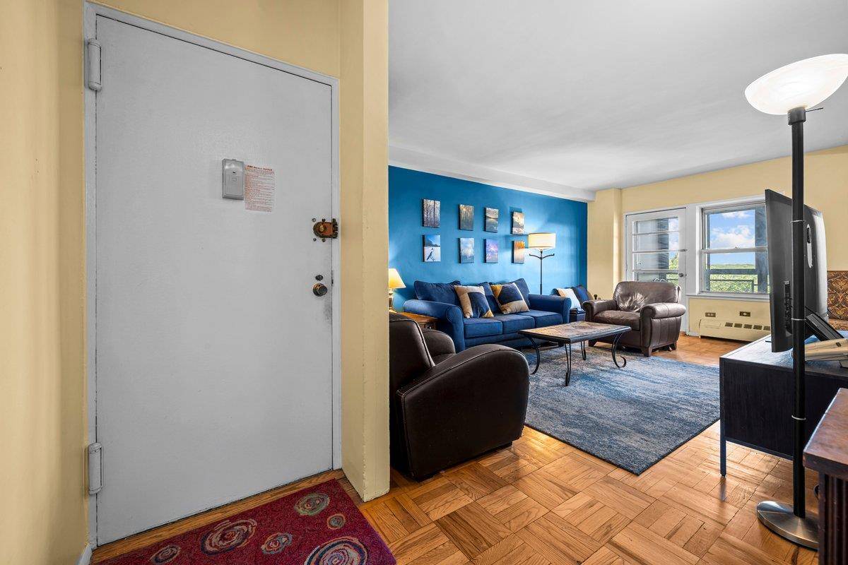 Welcome to 5500 Fieldston Road, Apt.