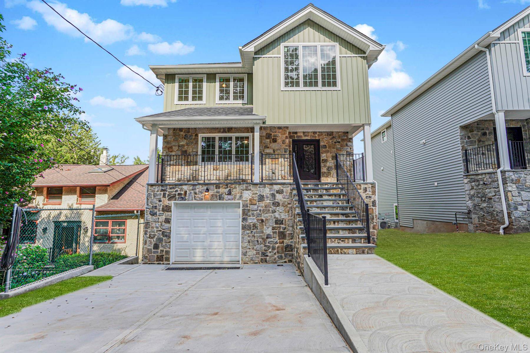 New Construction in Sunnyside Where Quality Meets Modern Living Introducing 19 Glenwood Ave a beautifully crafted new home that sets the standard for modern design and comfort.