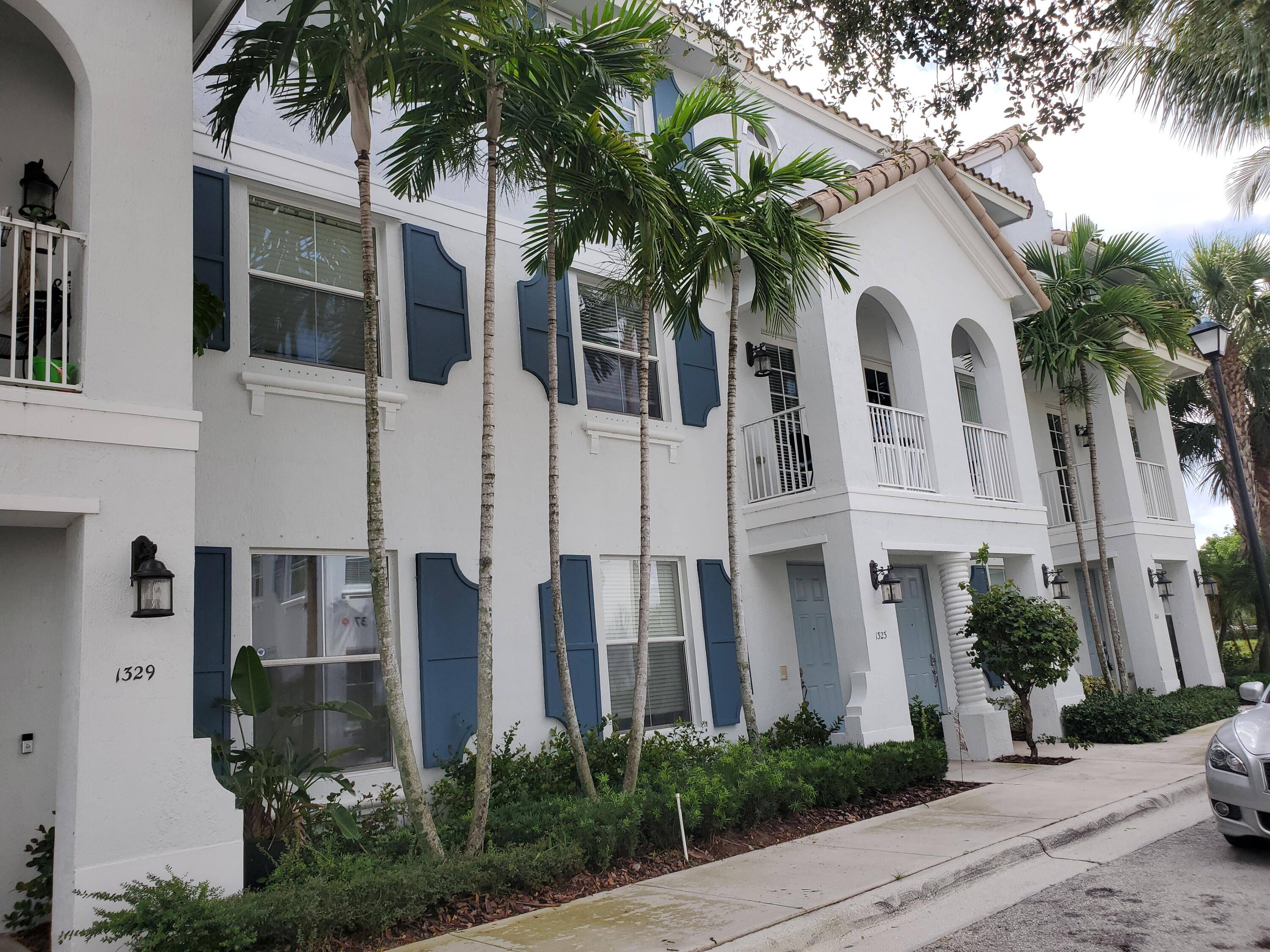 Welcome to your Renaissance Commons home.