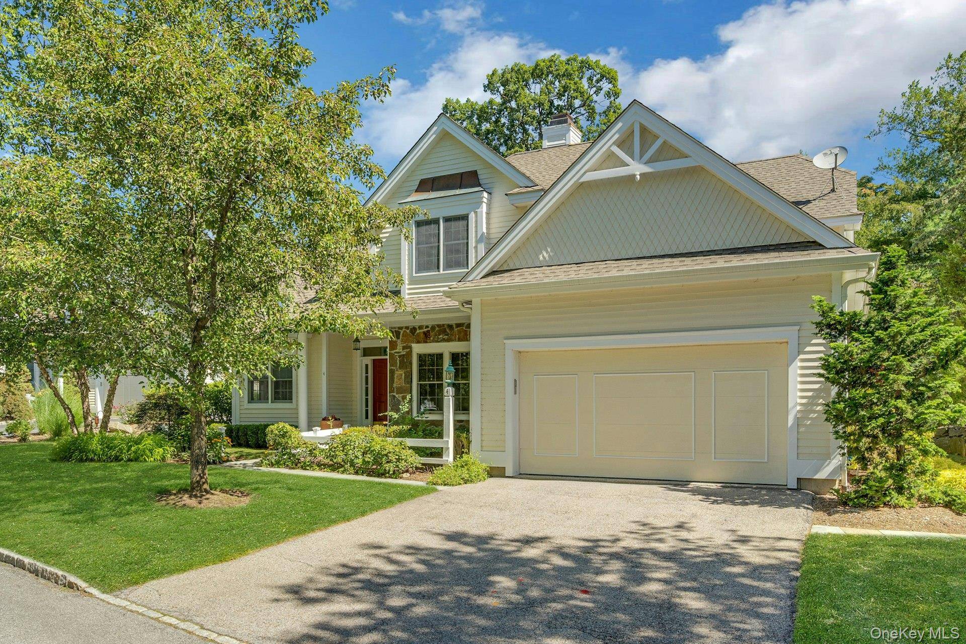 Prime Location in Whippoorwill Ridge !