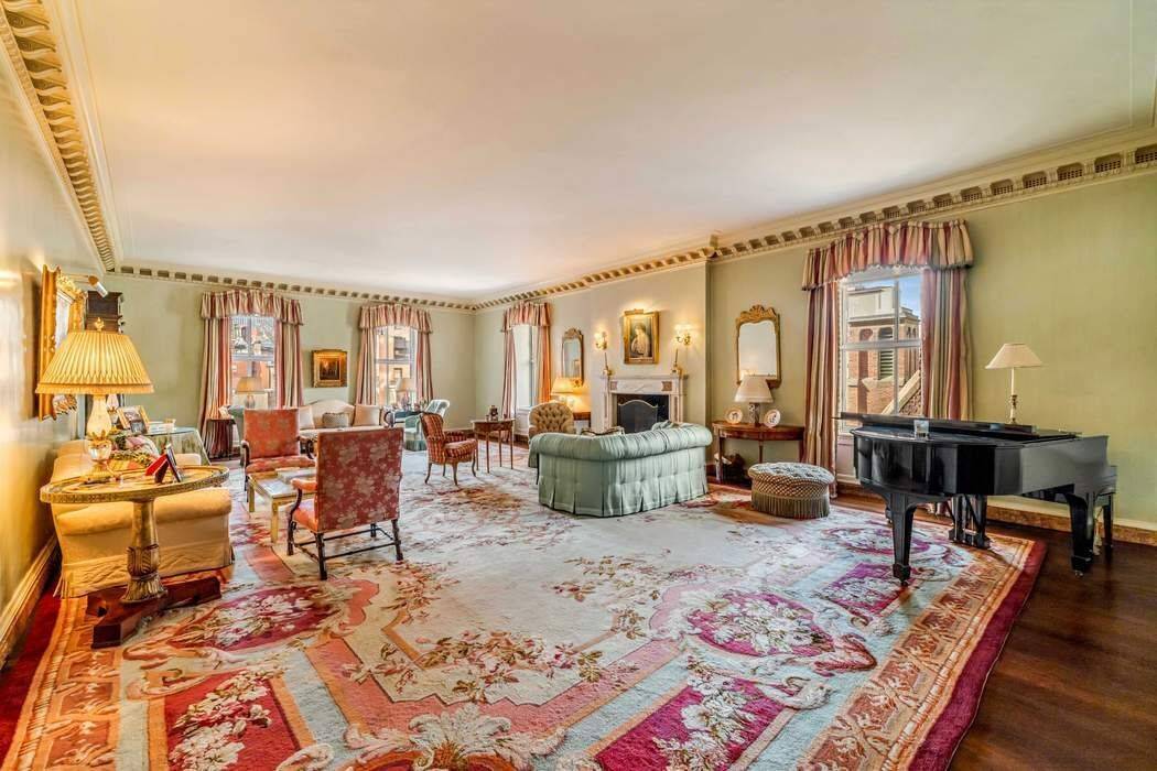 Considered by many to be among the finest examples of pre war apartment house architecture, 740 Park Avenue is defined by stately proportions and unsurpassed elegance.