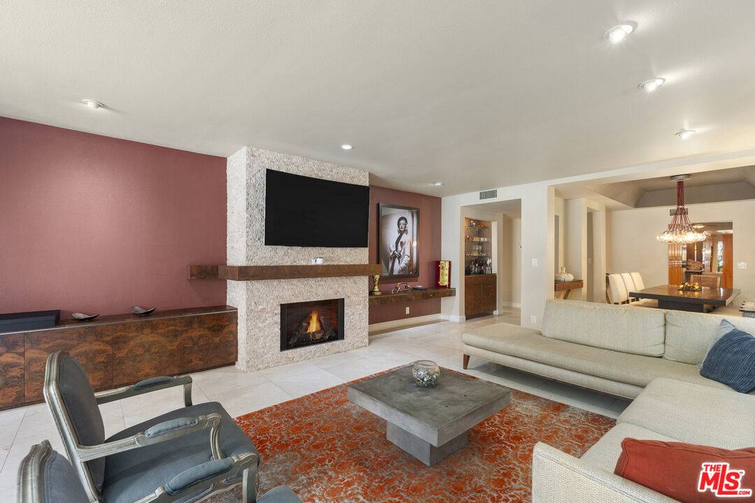8455   Fountain Ave 2BR Sunset Strip La