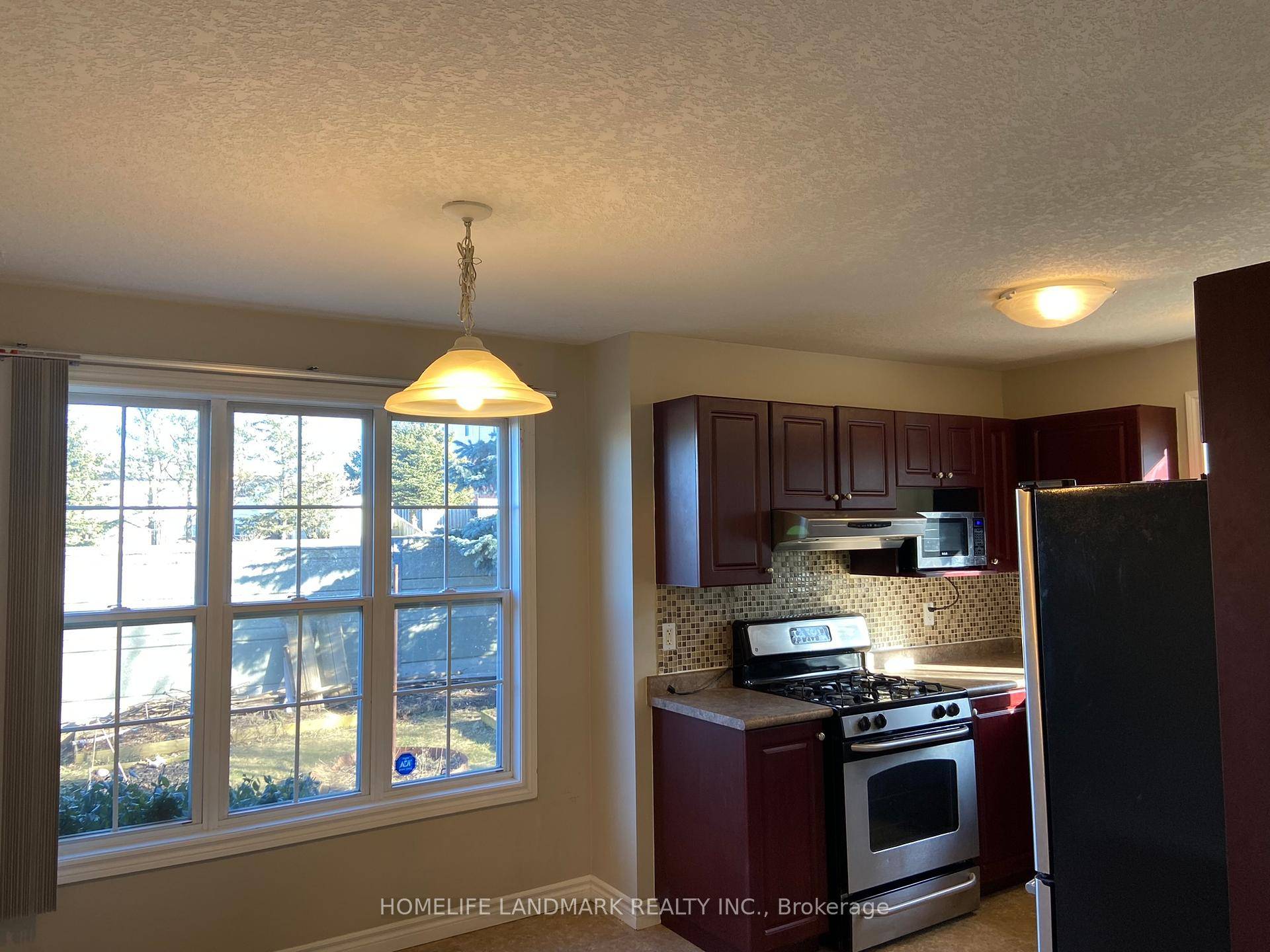 Beautiful, Bright And Well Cared For 4 Bedrooms End Unit Freehold Town Home, at Waterloo's Prime Location And Sought After Family Oriented Neighbourhood.