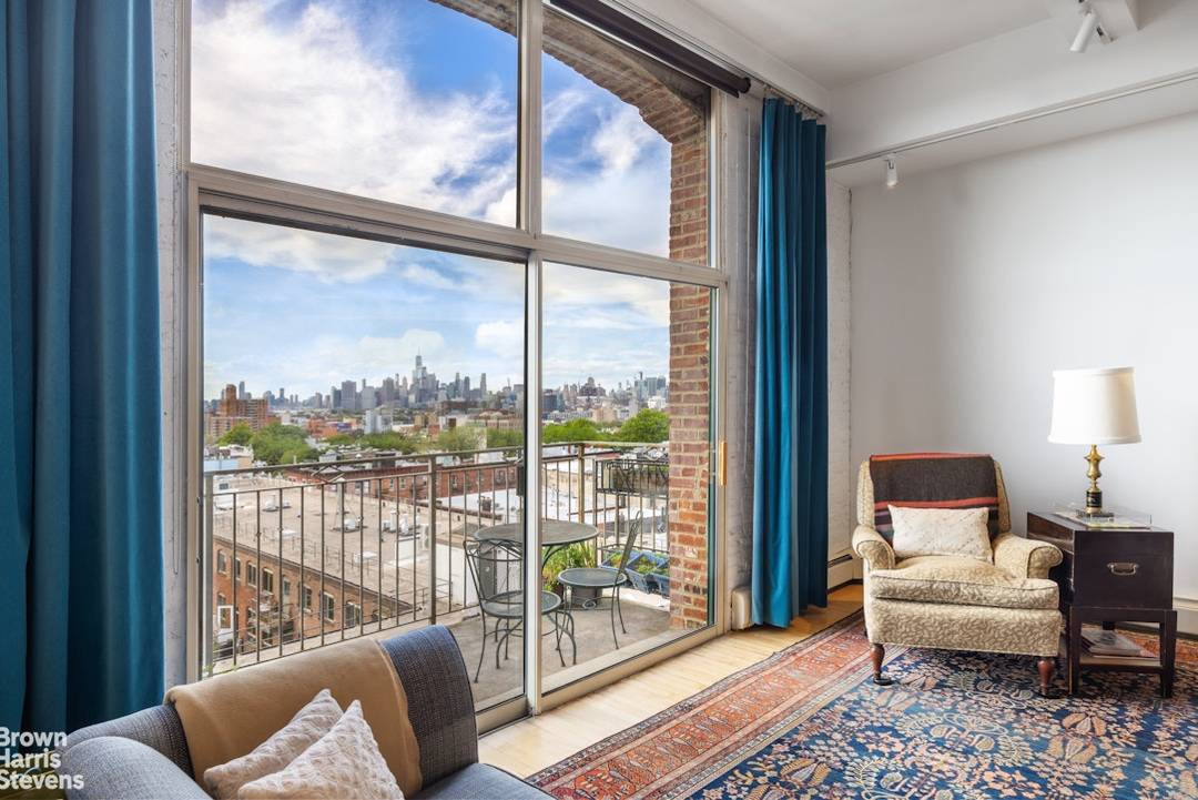 Sun flooded with dramatic South and West exposures, this sprawling loft style 3 bedroom, 2 bathroom condominium at the coveted Ansonia Clockworks offers the perfect blend of scale, light and ...