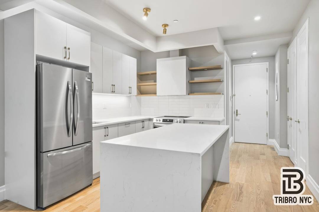 Sophisticated 2BR 2BA with In Unit Laundry in a Premier Building Welcome to a home that perfectly balances modern elegance and everyday comfort.