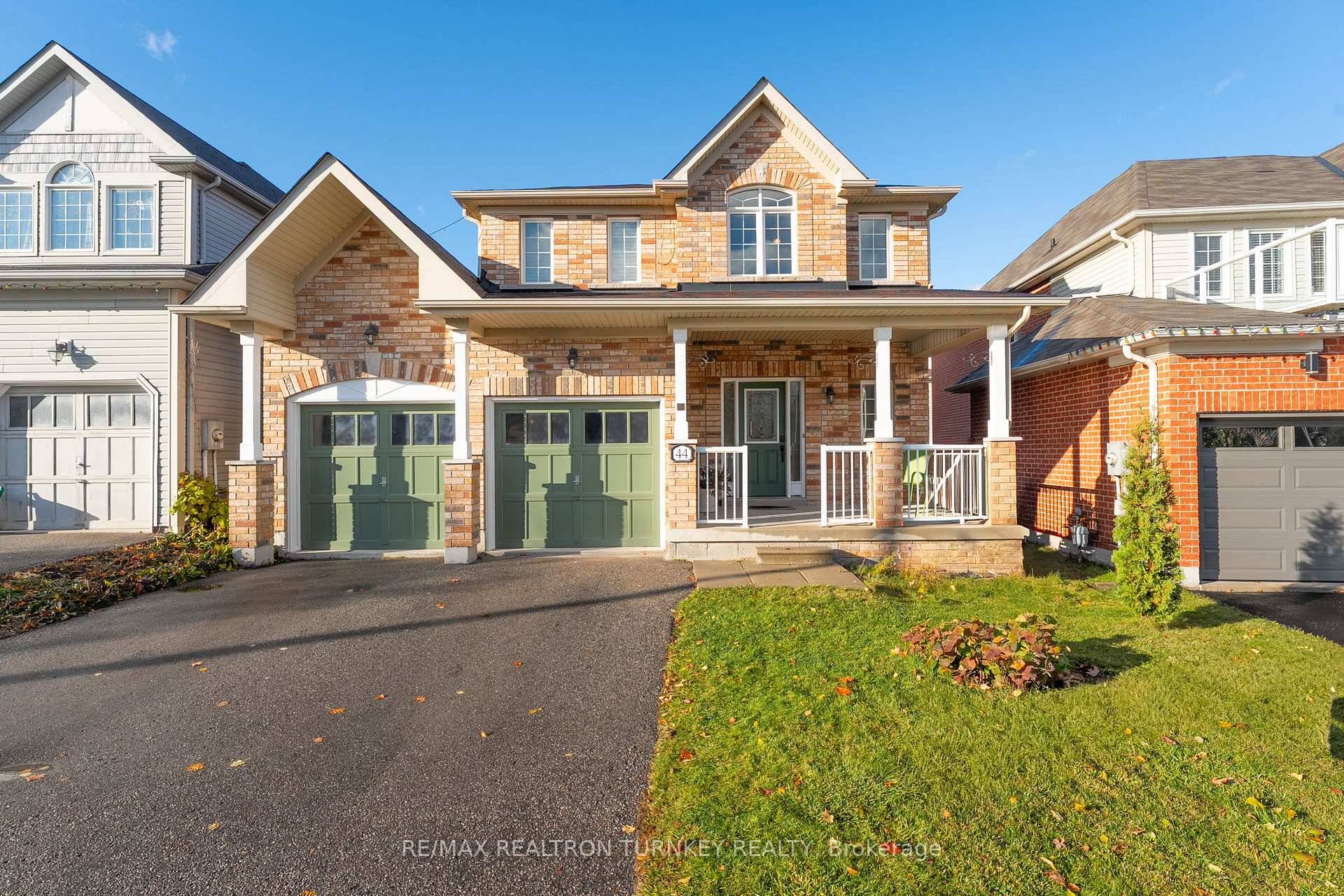 Welcome to 44 Joe Dales Drive Stunning amp ; Spotless in Simcoe Landing !