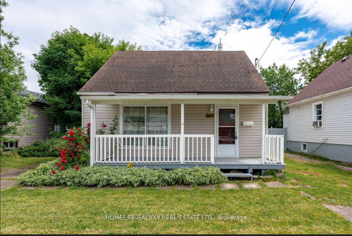 Introducing 5232 Stamford St, Niagara Falls a charming 1.