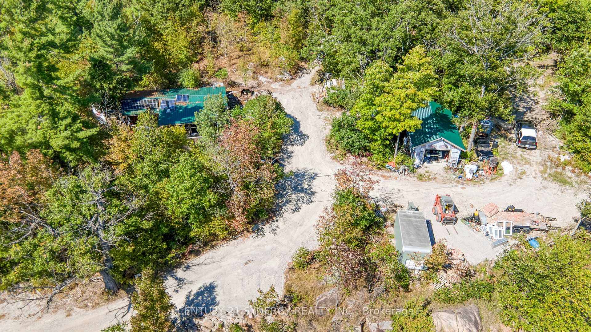 Escape to your very own off grid haven with this charming 1 bedroom, 1 bathroom cabin set on a beautifully treed 2.